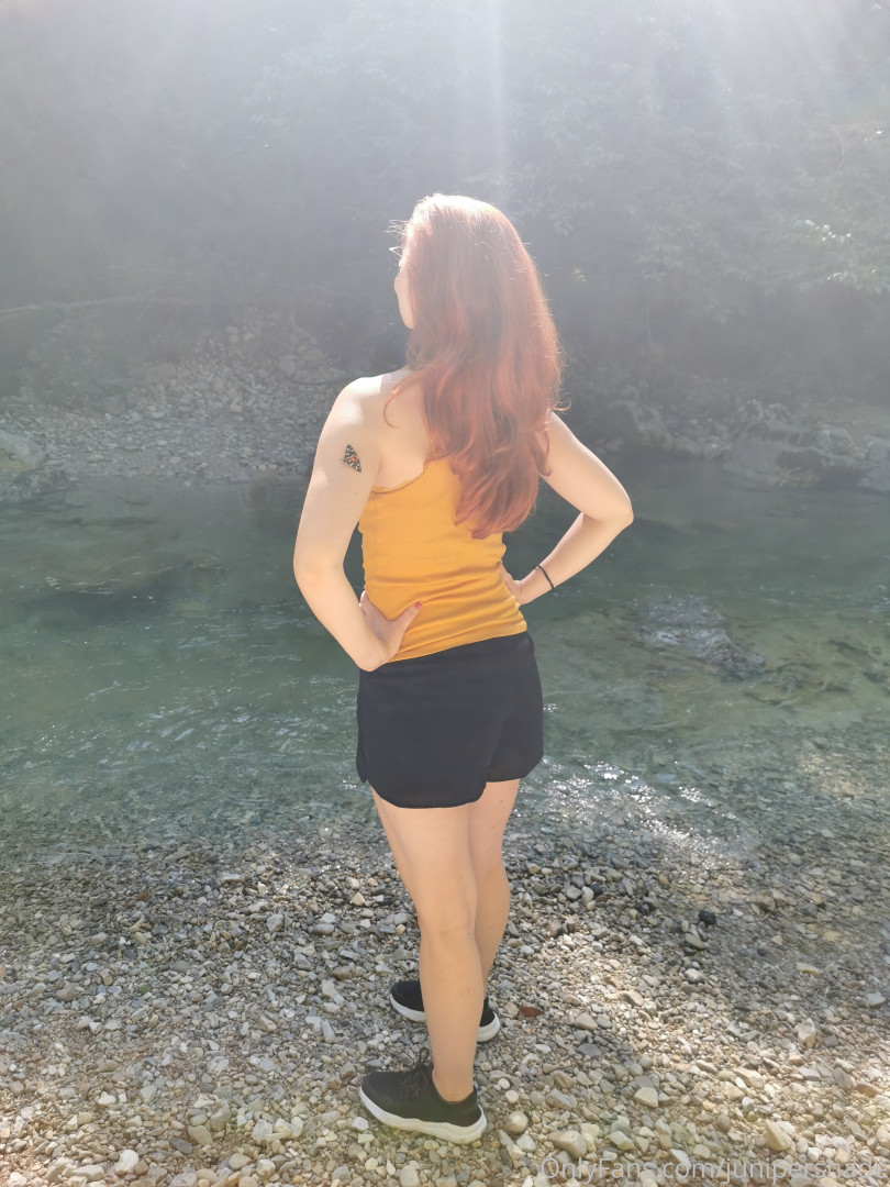 Photo by thenikitafoxx published on October 16,2023 01:50:23 - BestThots