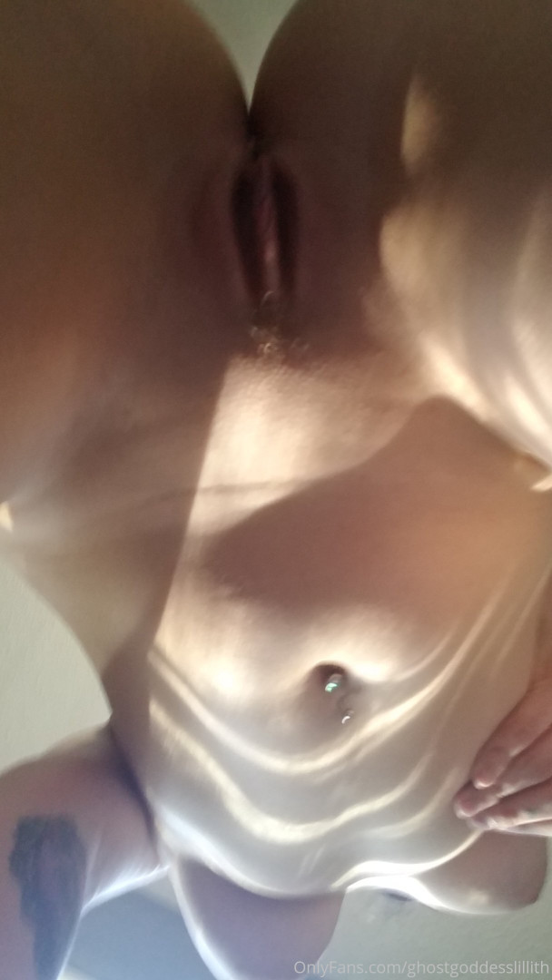Photo by ghostoflillith published on October 16,2023 21:06:07 - BestThots