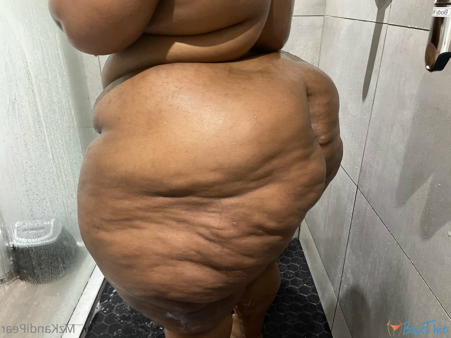 mzkandipear #9539483