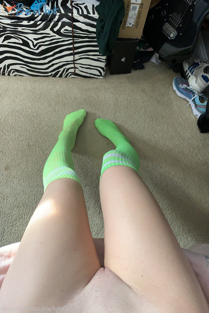 Photo by laroseee published on December 10,2024 17:09:10 - BestThots