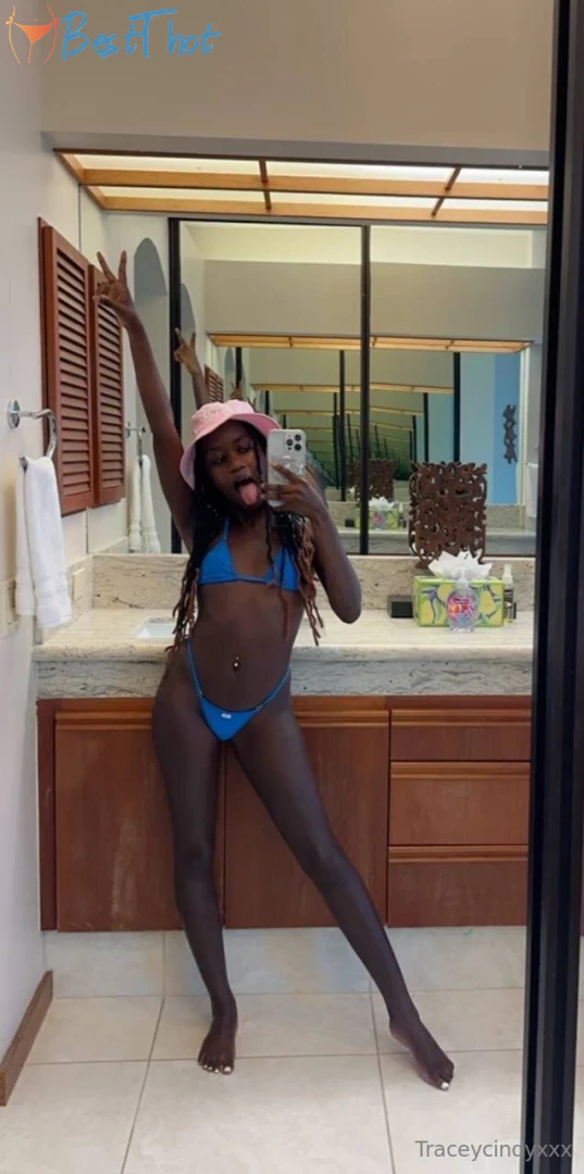 Photo by traceycindyxxx published on January 28,2025 10:01:26 - BestThots