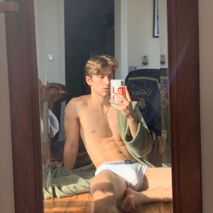 uronlyhotguy #2166134