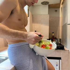uronlyhotguy #2166136