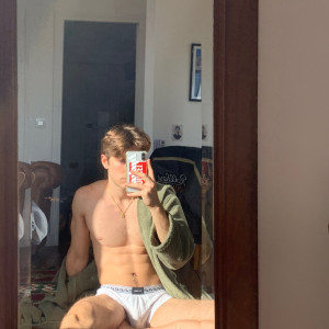 uronlyhotguy #2166137