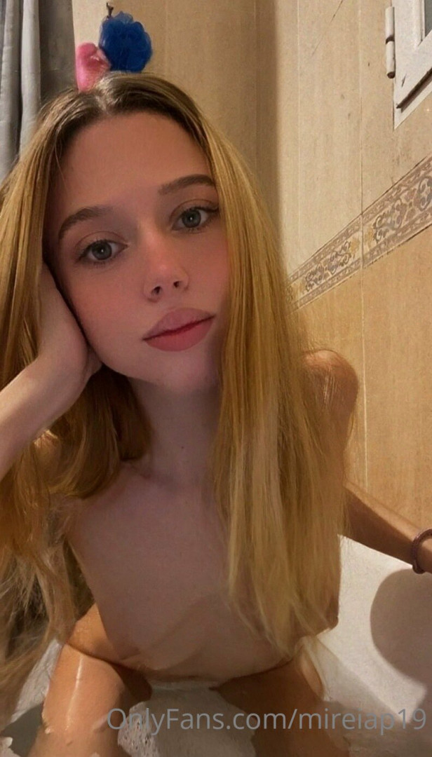 Photo by mireiap19 published on October 14,2023 02:09:40 - BestThots