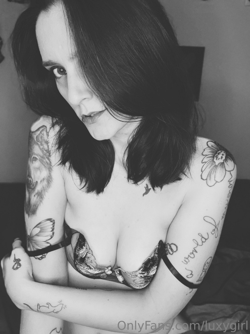 Photo by luxygirl published on October 16,2023 00:49:23 - BestThots