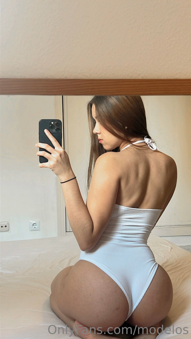 Photo by modelos published on July 25,2023 09:19:31 - BestThots