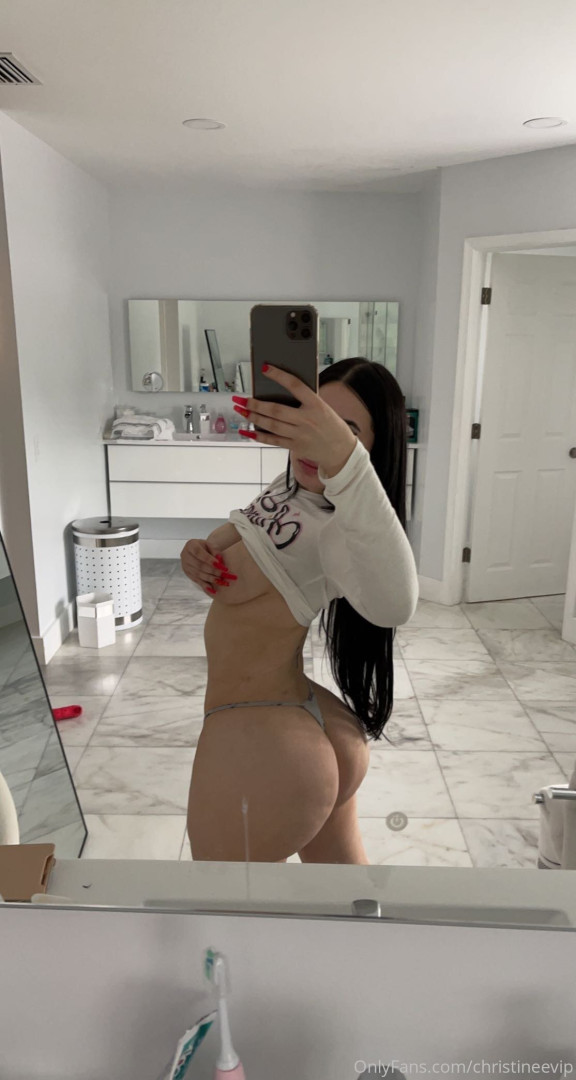 Photo by christineevip published on October 16,2023 01:44:51 - BestThots