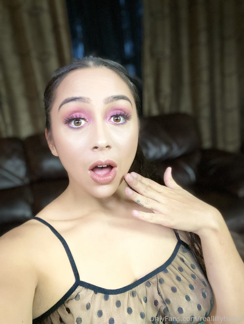 Photo by reallillyhallxx published on August 17,2023 05:36:24 - BestThots