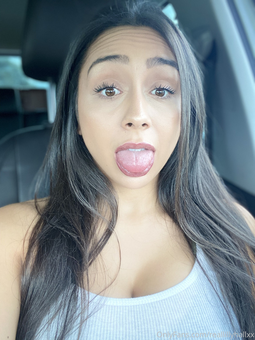 Photo by reallillyhallxx published on August 17,2023 05:53:46 - BestThots