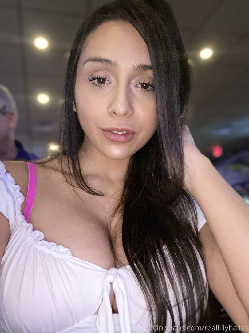 Photo by reallillyhallxx published on August 17,2023 06:01:56 - BestThots