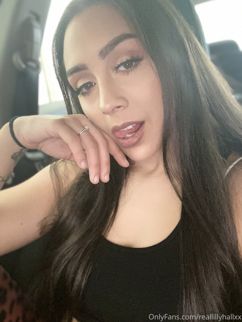 Photo by reallillyhallxx published on August 17,2023 06:02:15 - BestThots