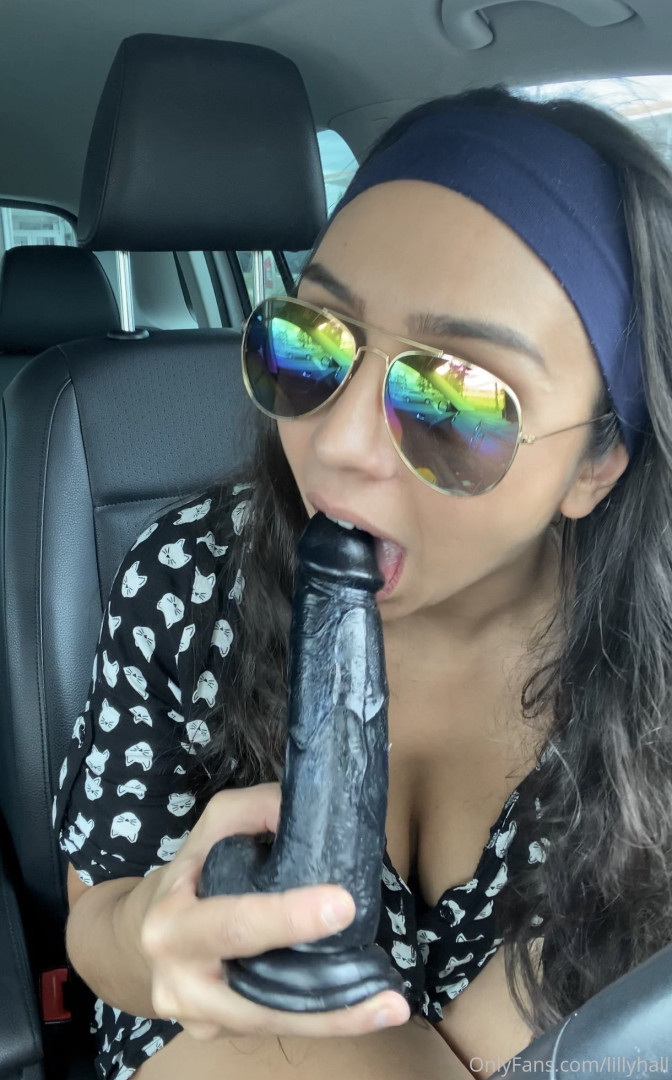 Photo by reallillyhallxx published on August 17,2023 06:03:18 - BestThots