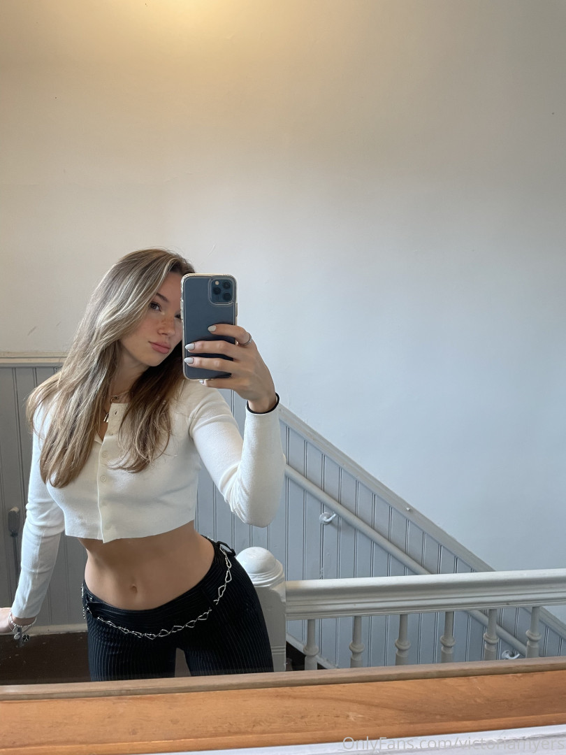 Photo by victoriamyers published on July 1,2023 06:58:04 - BestThots