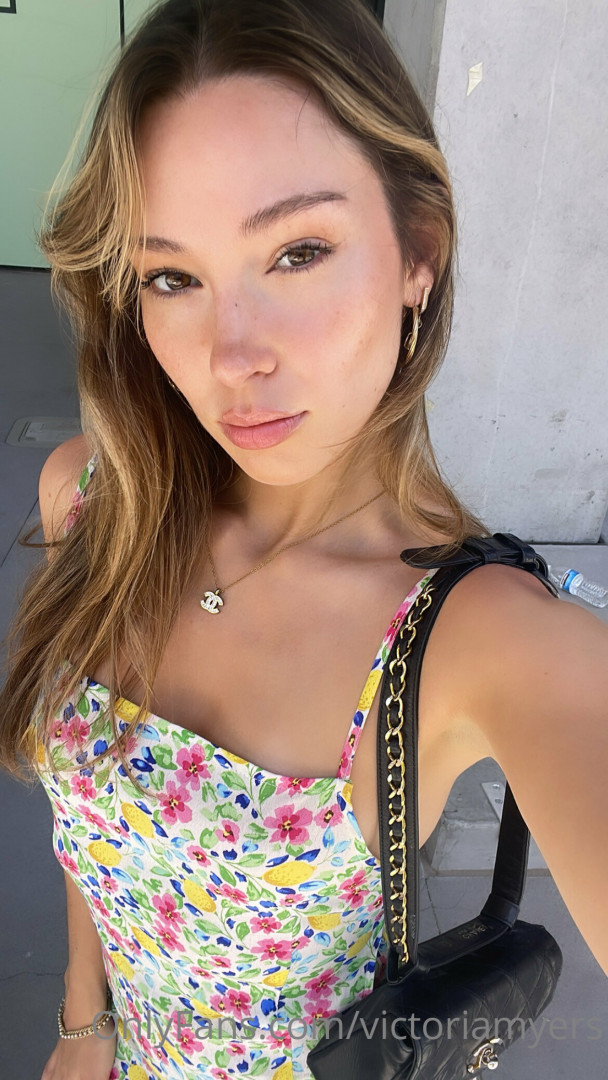 Photo by victoriamyers published on July 1,2023 07:11:10 - BestThots