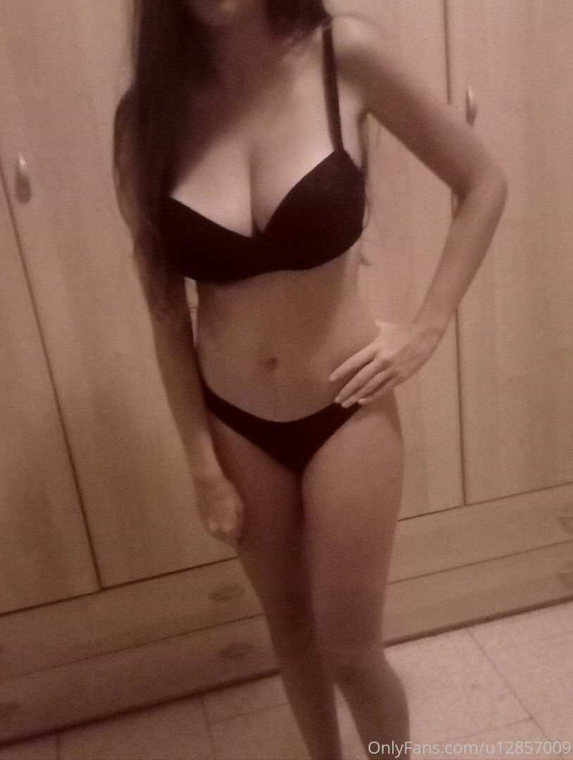 Photo by miachan published on June 16,2023 01:30:30 - BestThots