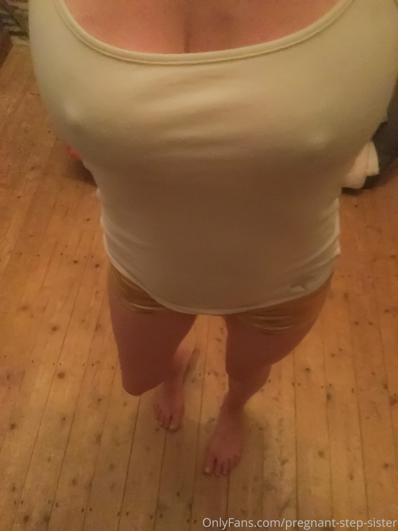 Photo by pregnant-step-sister published on June 25,2023 16:07:28 - BestThots