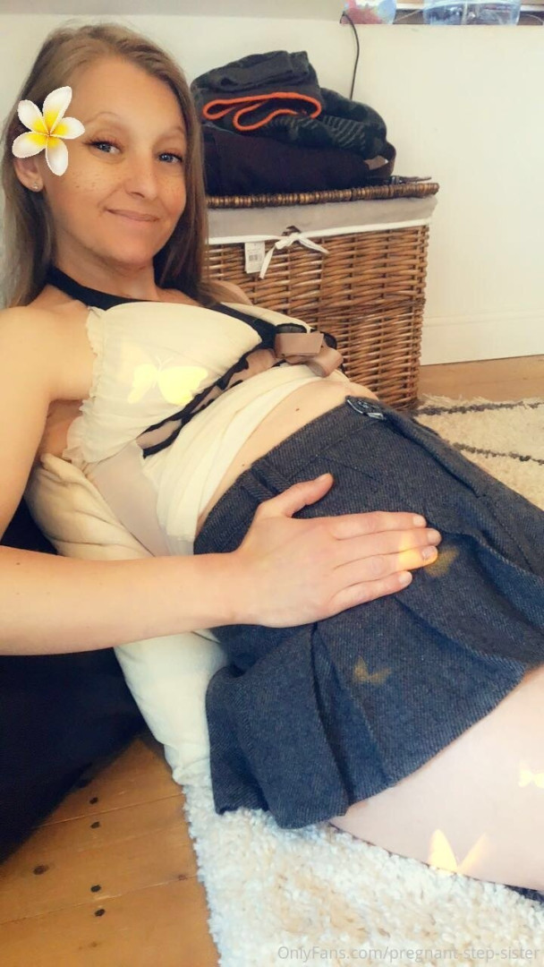 Photo by pregnant-step-sister published on June 25,2023 16:09:32 - BestThots