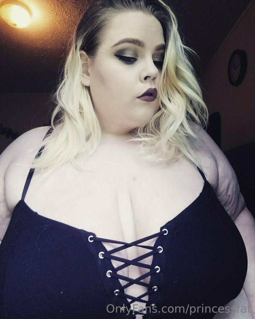 Photo by fatstonerchick.free published on January 13,2024 21:01:34 - BestThots