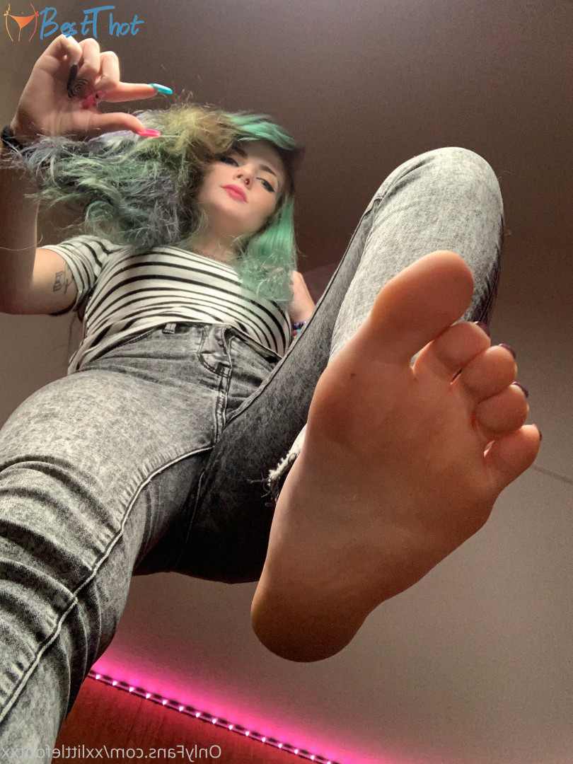 Photo by xxlittlefootxx published on December 20,2024 19:10:31 - BestThots