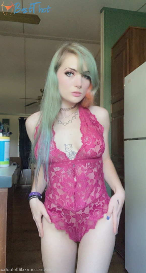 Photo by xxlittlefootxx published on December 20,2024 20:11:17 - BestThots