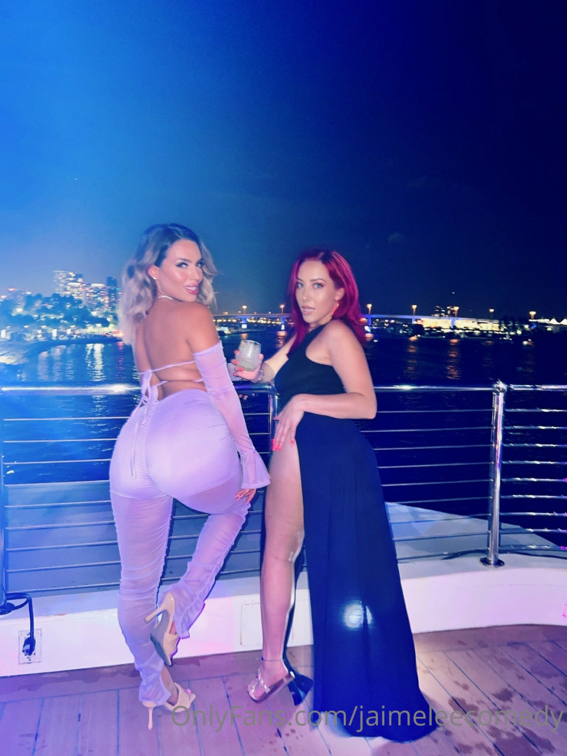 Photo by thetoplesscomic published on May 16,2023 20:03:03 - BestThots