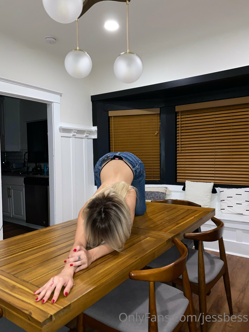 Photo by jessbess published on October 17,2023 09:30:00 - BestThots