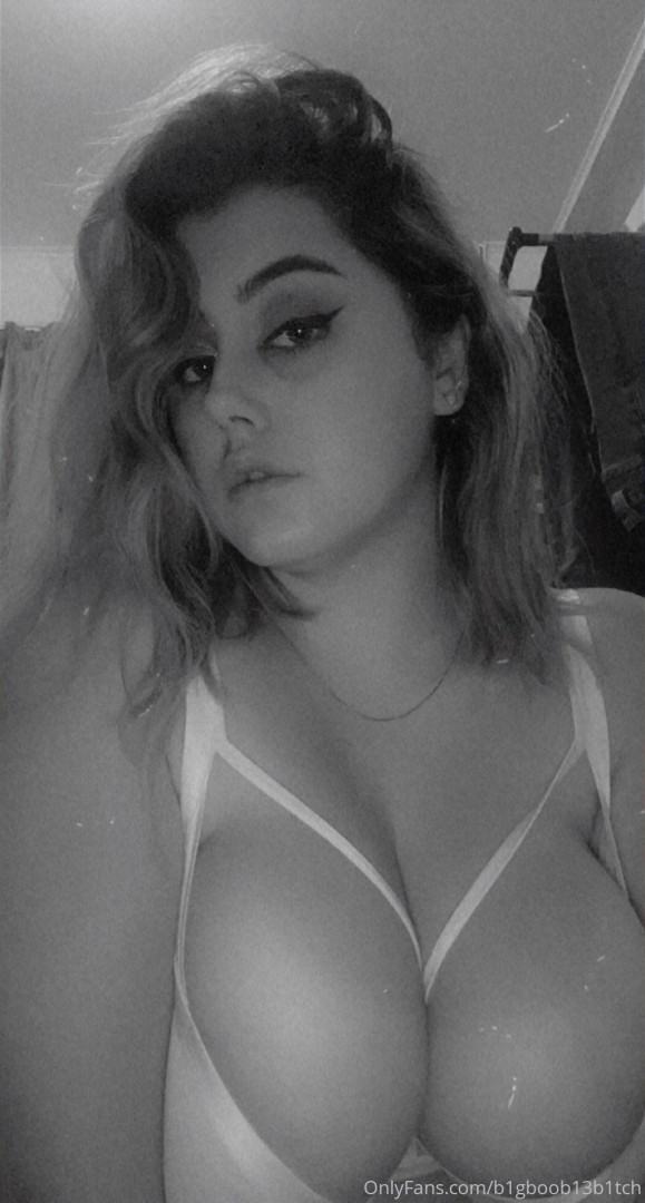 Photo by b1gboob13b1tch published on June 3,2023 01:24:14 - BestThots