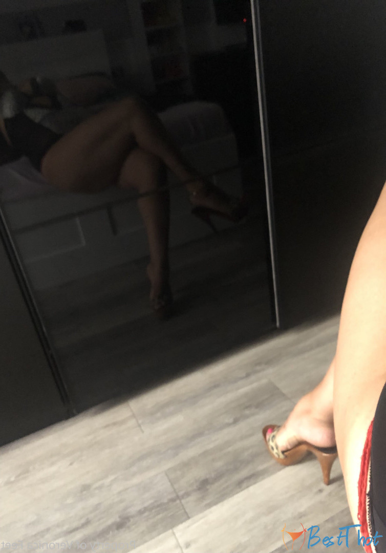 Photo by veronicafeet published on December 22,2024 03:09:08 - BestThots