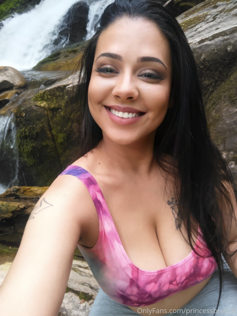 Photo by princessbratcat published on May 19,2023 06:59:32 - BestThots