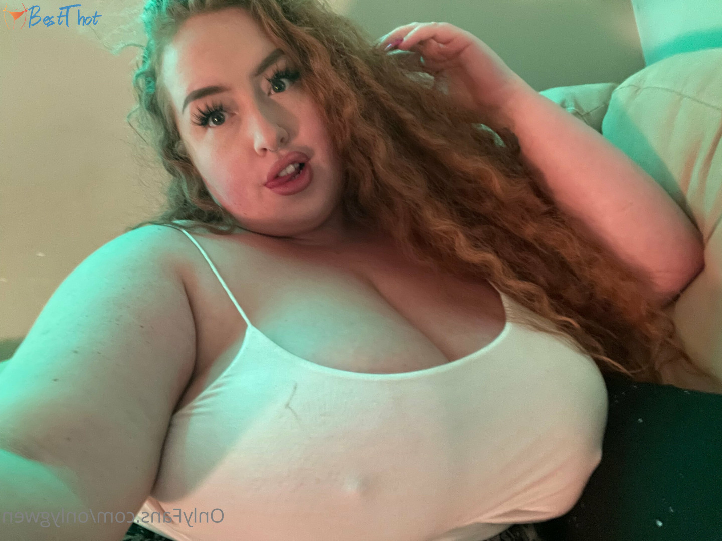 Photo by onlygwen published on December 12,2024 10:04:35 - BestThots