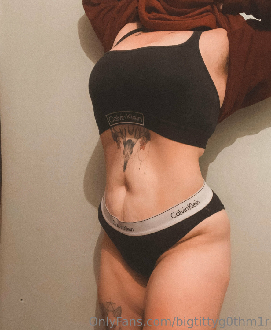 Photo by bigtittyg0thm1r published on August 2,2023 15:20:26 - BestThots