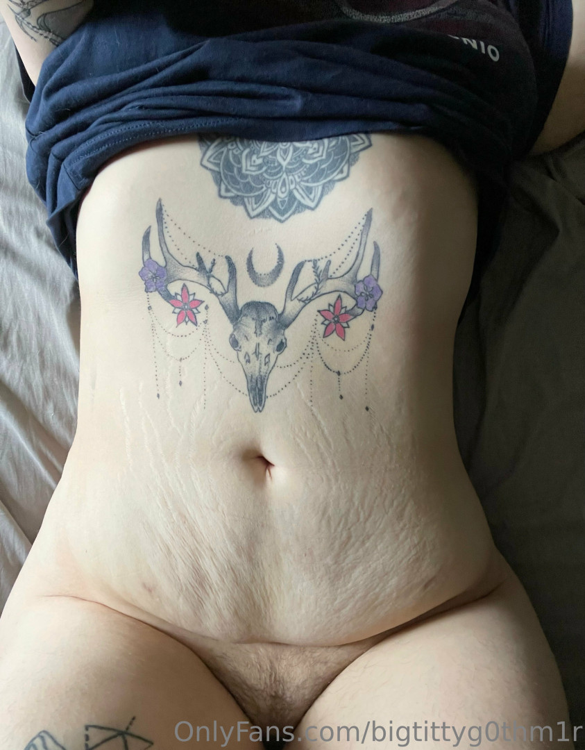Photo by bigtittyg0thm1r published on August 2,2023 15:21:38 - BestThots