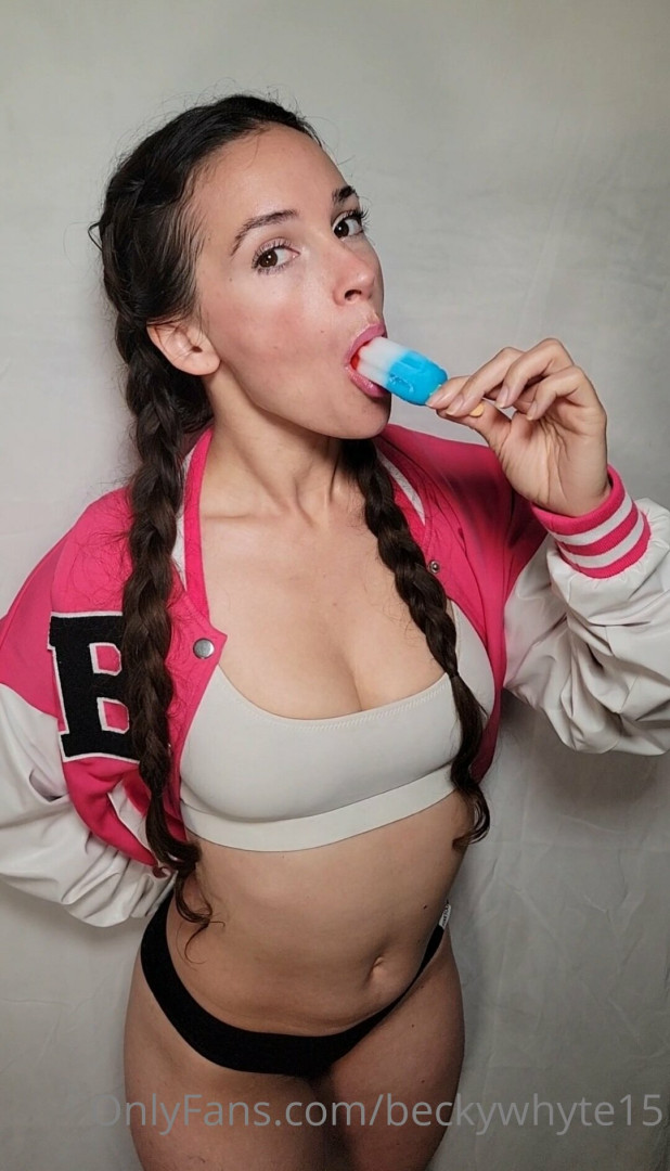 Photo by beckywhyte15 published on October 17,2023 02:29:56 - BestThots