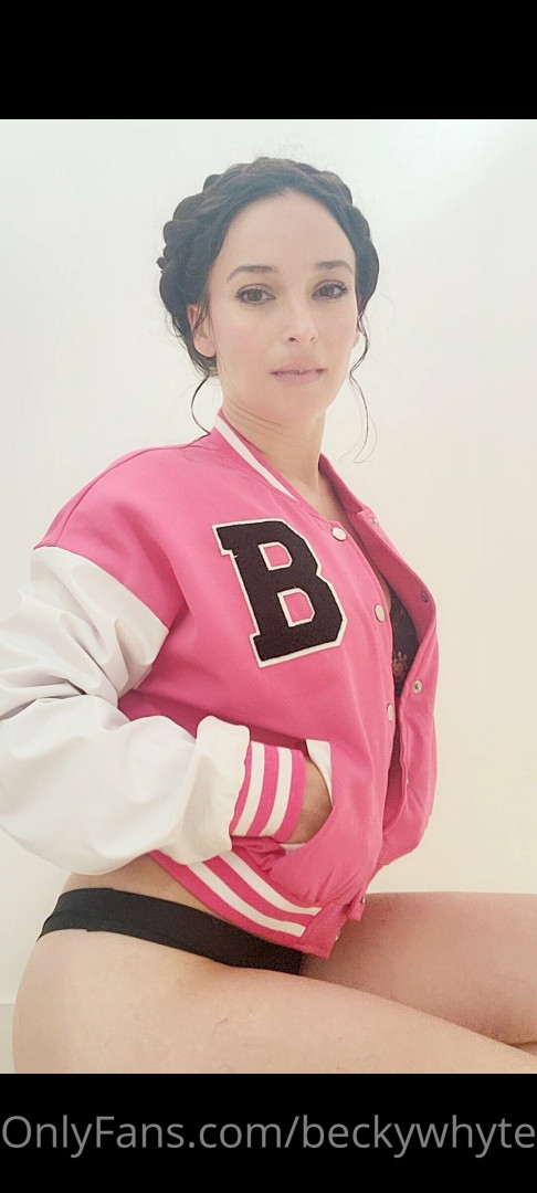 Photo by beckywhyte15 published on October 17,2023 02:38:01 - BestThots