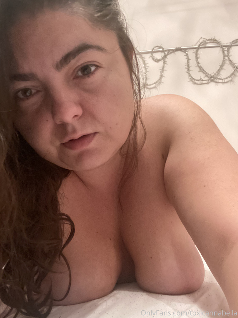Photo by toxicannabella published on June 4,2023 06:04:47 - BestThots