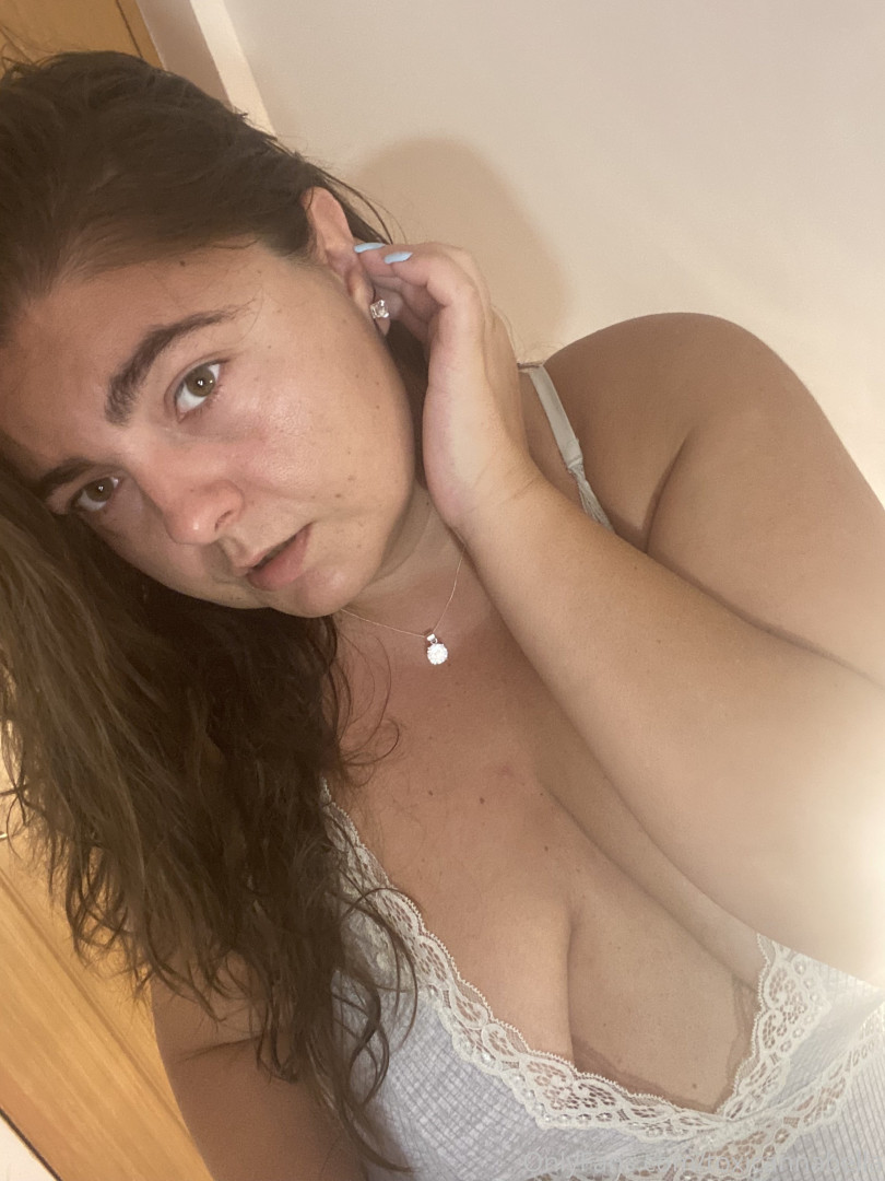 Photo by toxicannabella published on June 4,2023 06:05:04 - BestThots