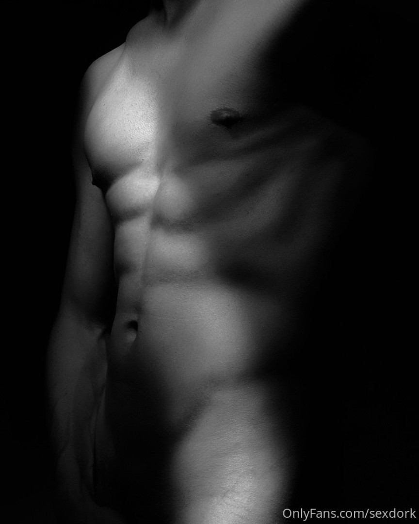 Photo by sexdork published on June 5,2023 10:36:18 - BestThots