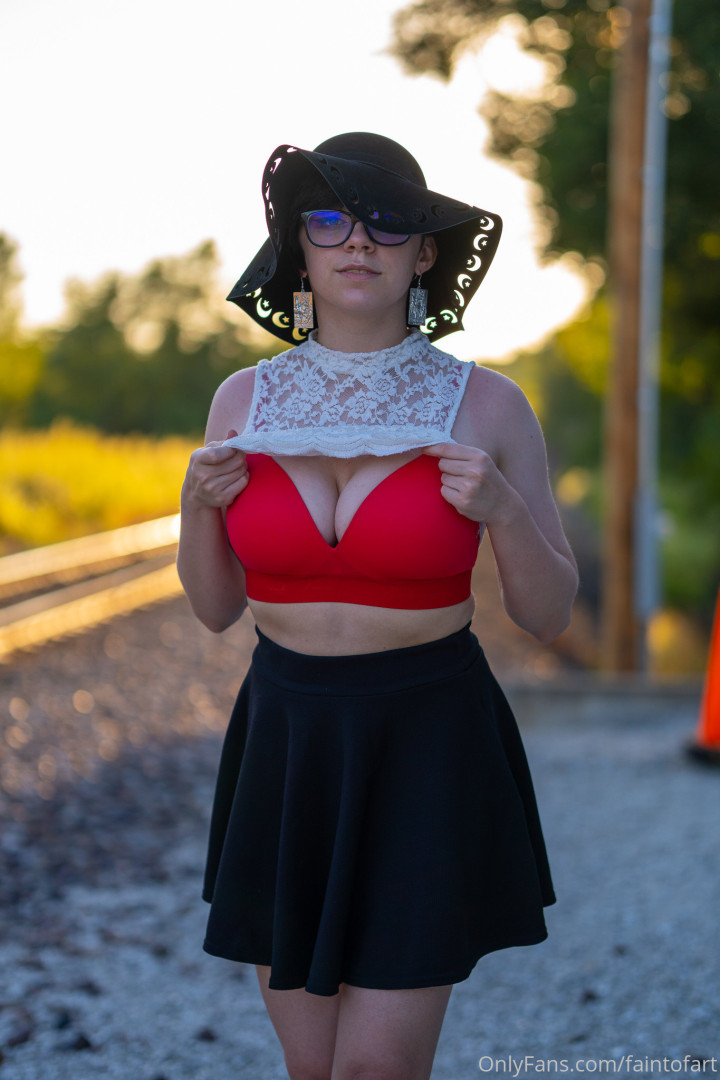 Photo by faintofart published on January 15,2024 03:58:10 - BestThots