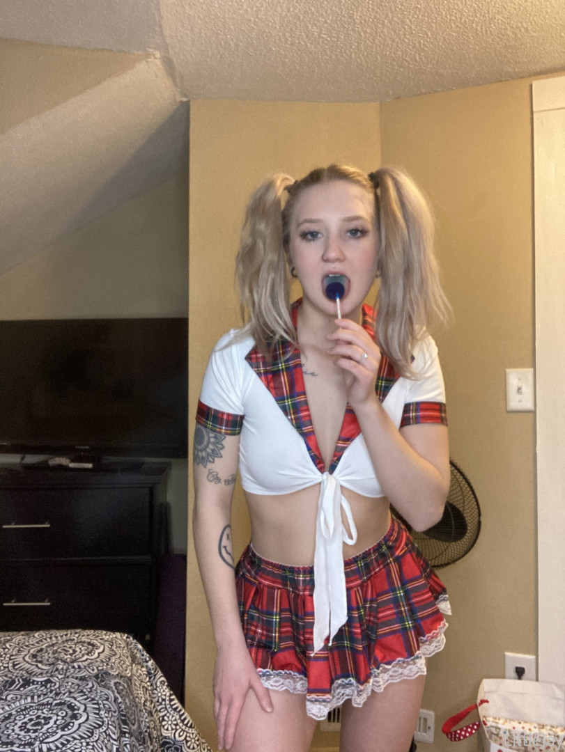 Photo by alyxxxgoth published on October 16,2023 12:46:25 - BestThots