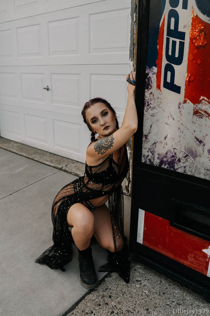 Photo by alyxxxgoth published on October 16,2023 12:48:48 - BestThots