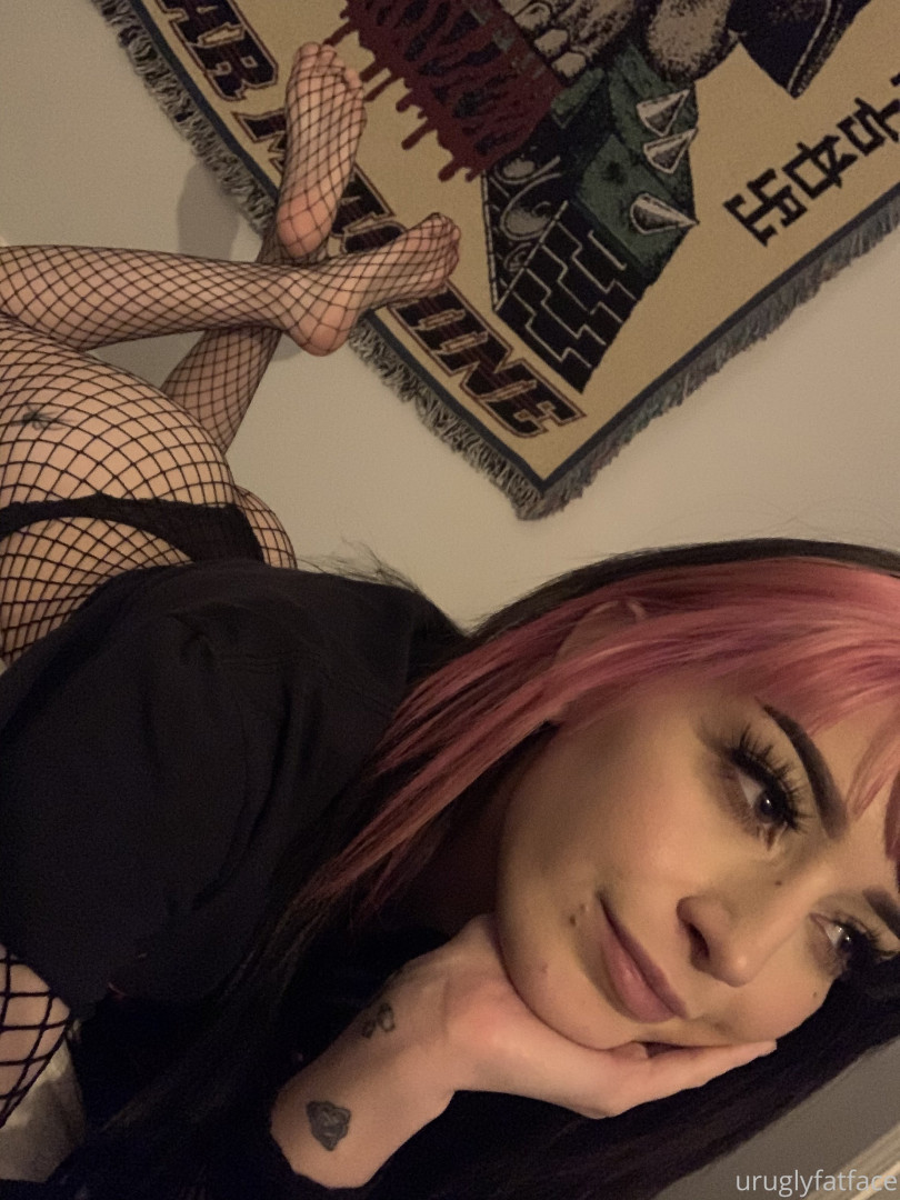 Photo by rottencowgirl published on July 4,2023 15:49:19 - BestThots