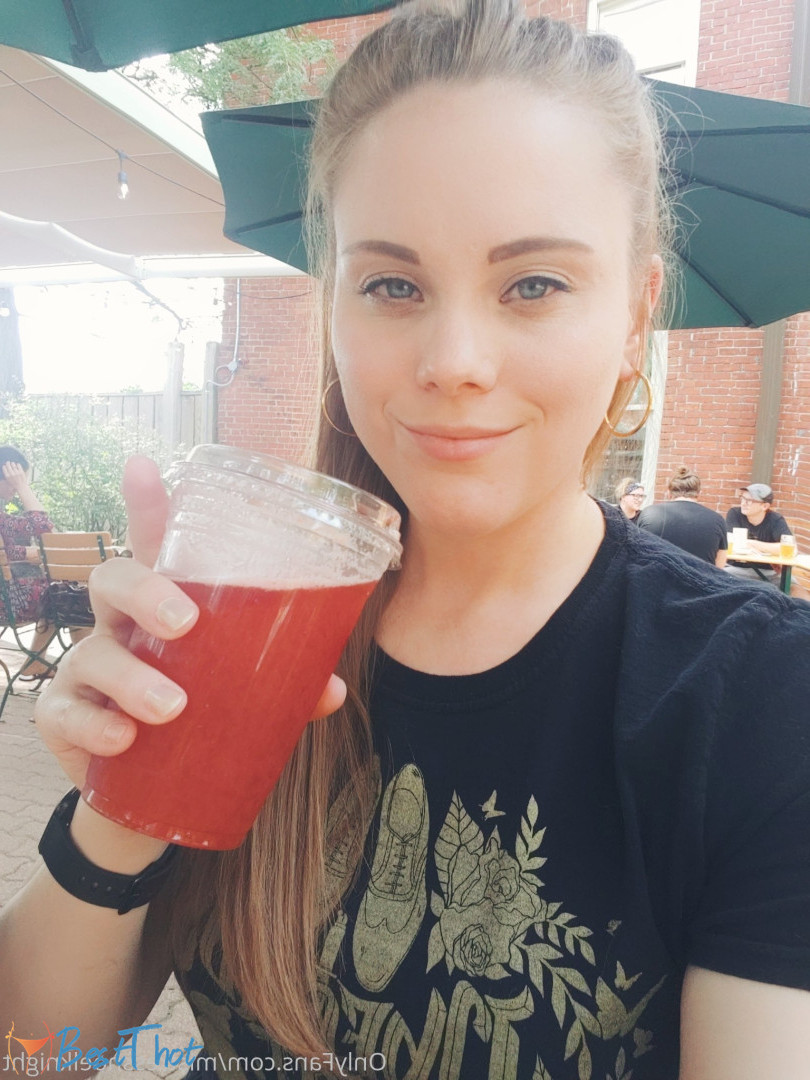 Photo by mistressnoelknight published on December 24,2024 18:14:43 - BestThots