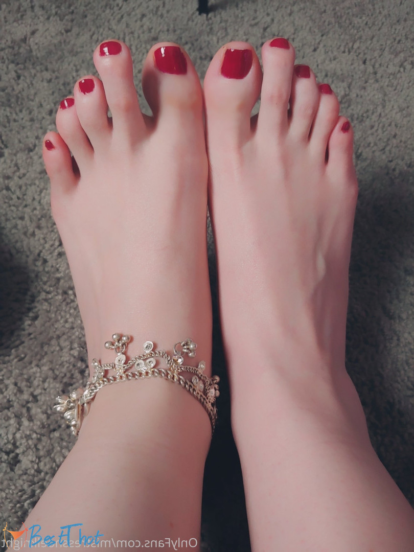 Photo by mistressnoelknight published on December 24,2024 18:15:07 - BestThots