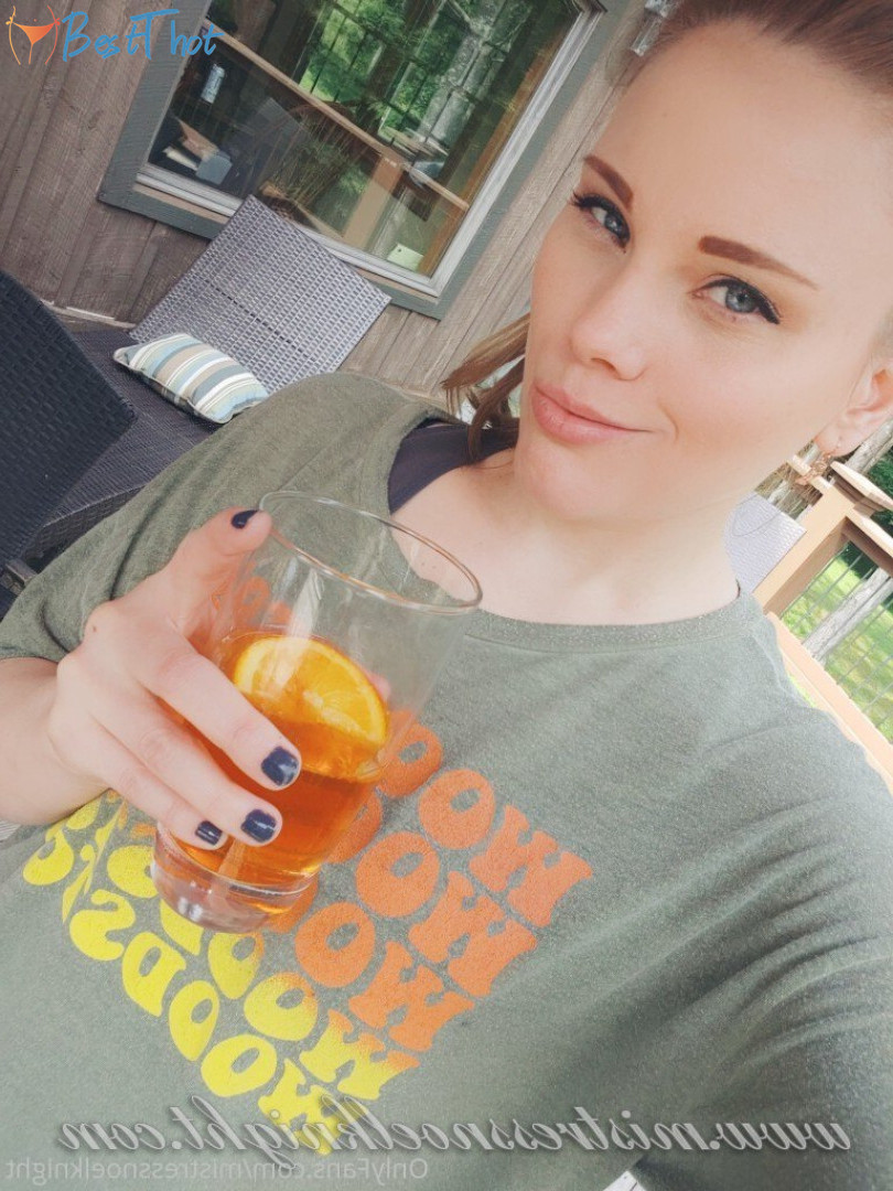 Photo by mistressnoelknight published on December 24,2024 19:11:39 - BestThots