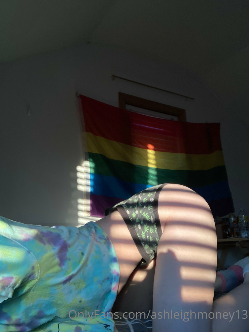 Photo by ashleighmoney13 published on May 30,2023 22:31:40 - BestThots