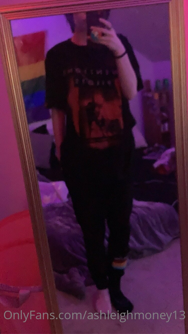 Photo by ashleighmoney13 published on May 30,2023 22:39:39 - BestThots