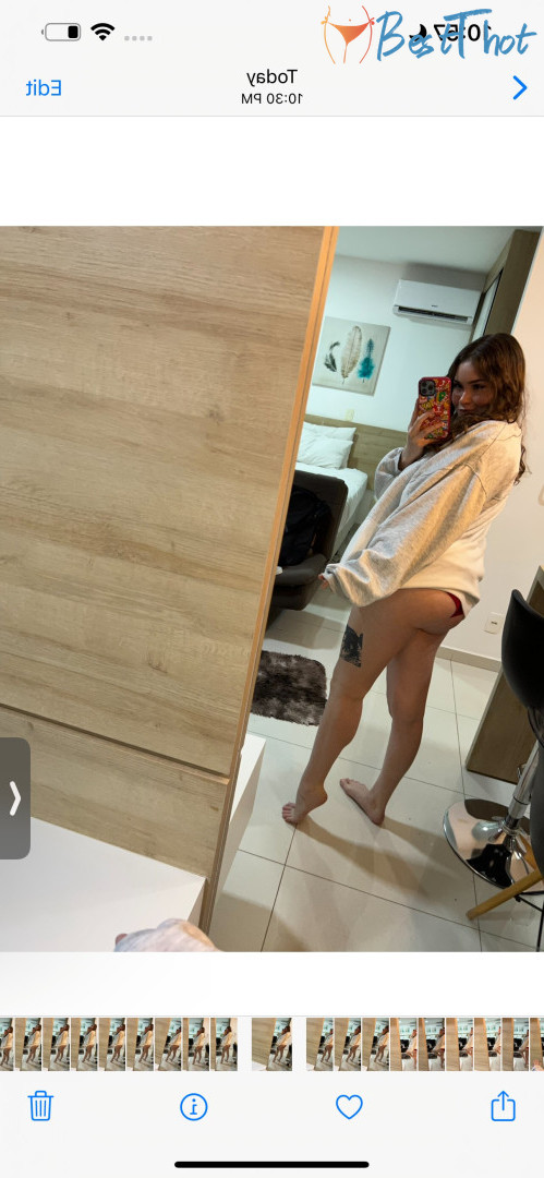 Photo by thecatbnny published on December 14,2024 02:07:25 - BestThots