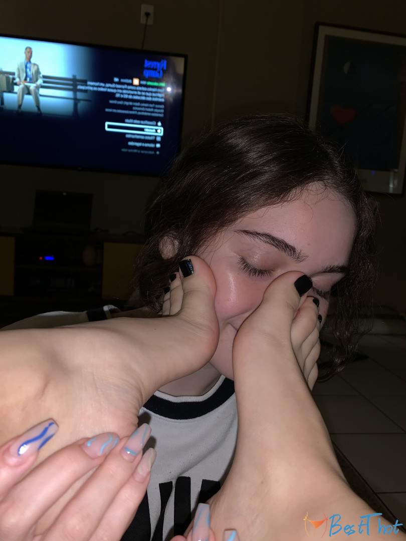 Photo by thecatbnny published on December 14,2024 03:05:51 - BestThots