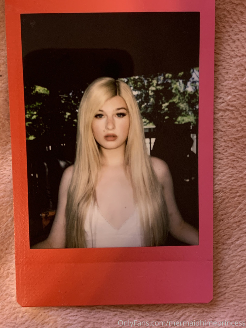 Photo by mermaidhimeprincess published on October 17,2023 03:11:00 - BestThots